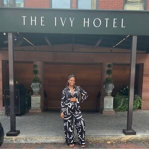 Black and white 3 piece set